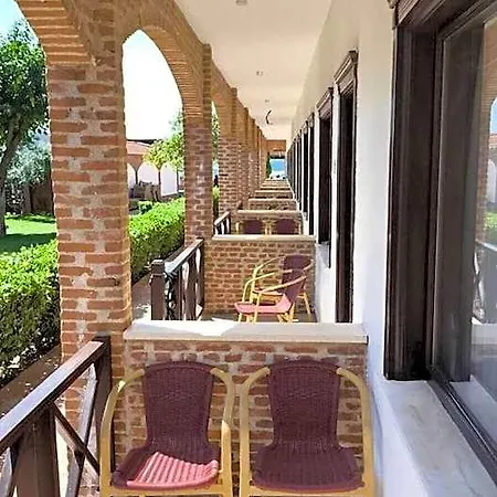 Deniz Hotel 3*