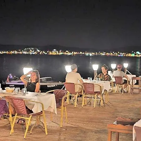 Deniz Hotel Ayvalik