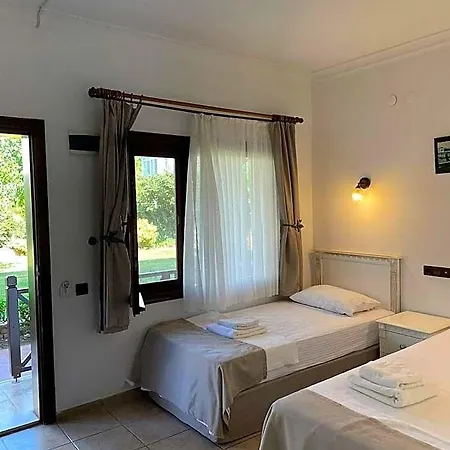 Deniz Hotel Ayvalik