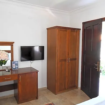 Deniz Hotel