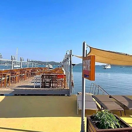 Deniz Hotel