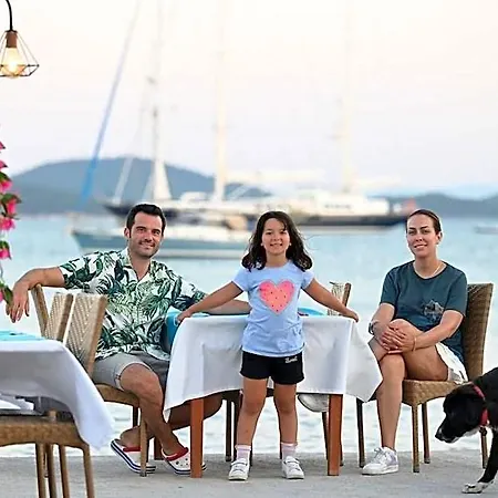 Hotel Deniz